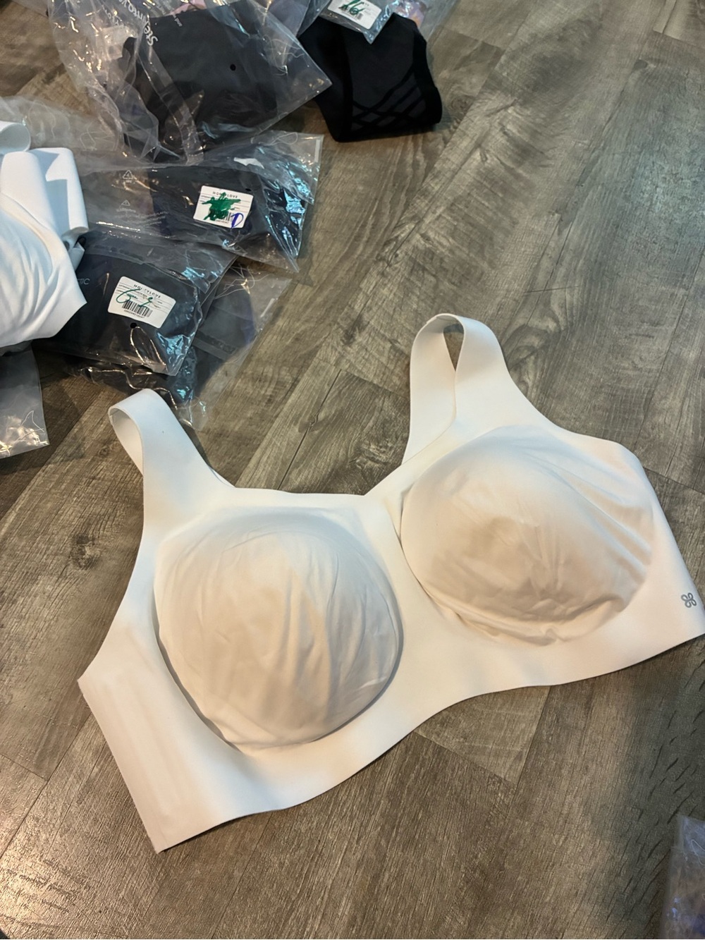 Women’s Honeylove SoftForm Bra LiftWear V Neck New NWT SZ 3X+